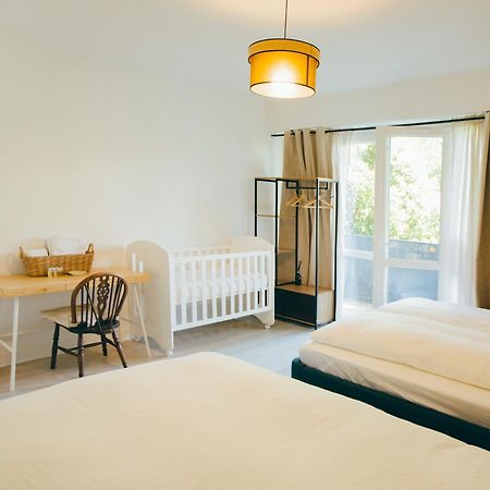 Cozy Garden Rooms เชอวิลยี-ลารุย ภายนอก รูปภาพ