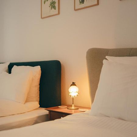 Cozy Garden Rooms เชอวิลยี-ลารุย ภายนอก รูปภาพ