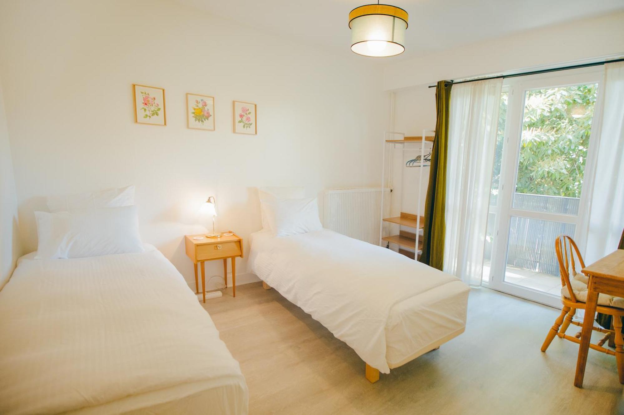 Cozy Garden Rooms เชอวิลยี-ลารุย ภายนอก รูปภาพ